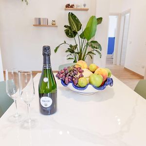 Susanna Boutique Home